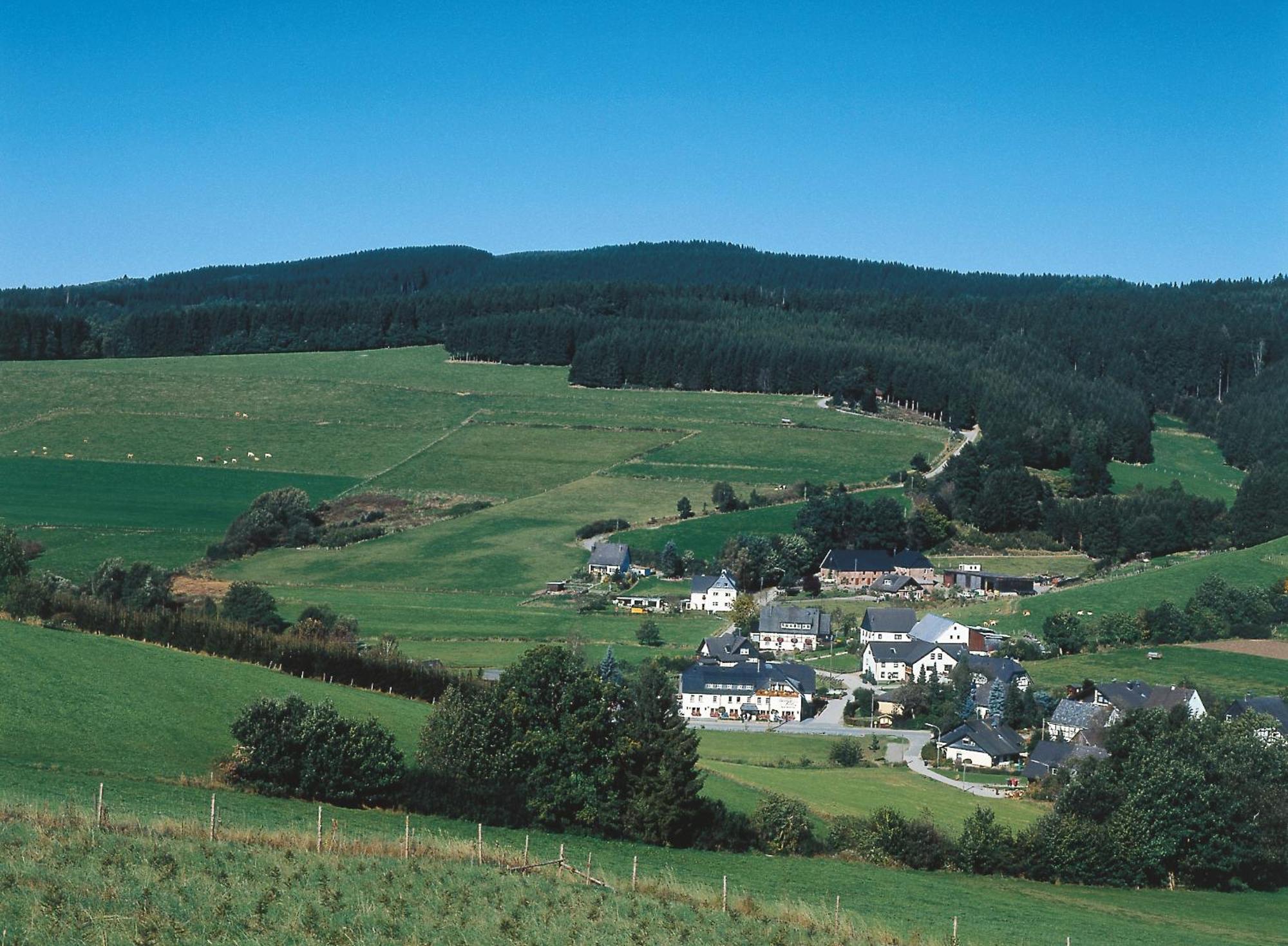 Landhaus Lenneper-Fuehrt Kirchhundem Exterior photo
